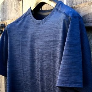 Dick"s Sporting Goods Summer Season Blue  Men's Short Sleeve Shirt MEDIUM